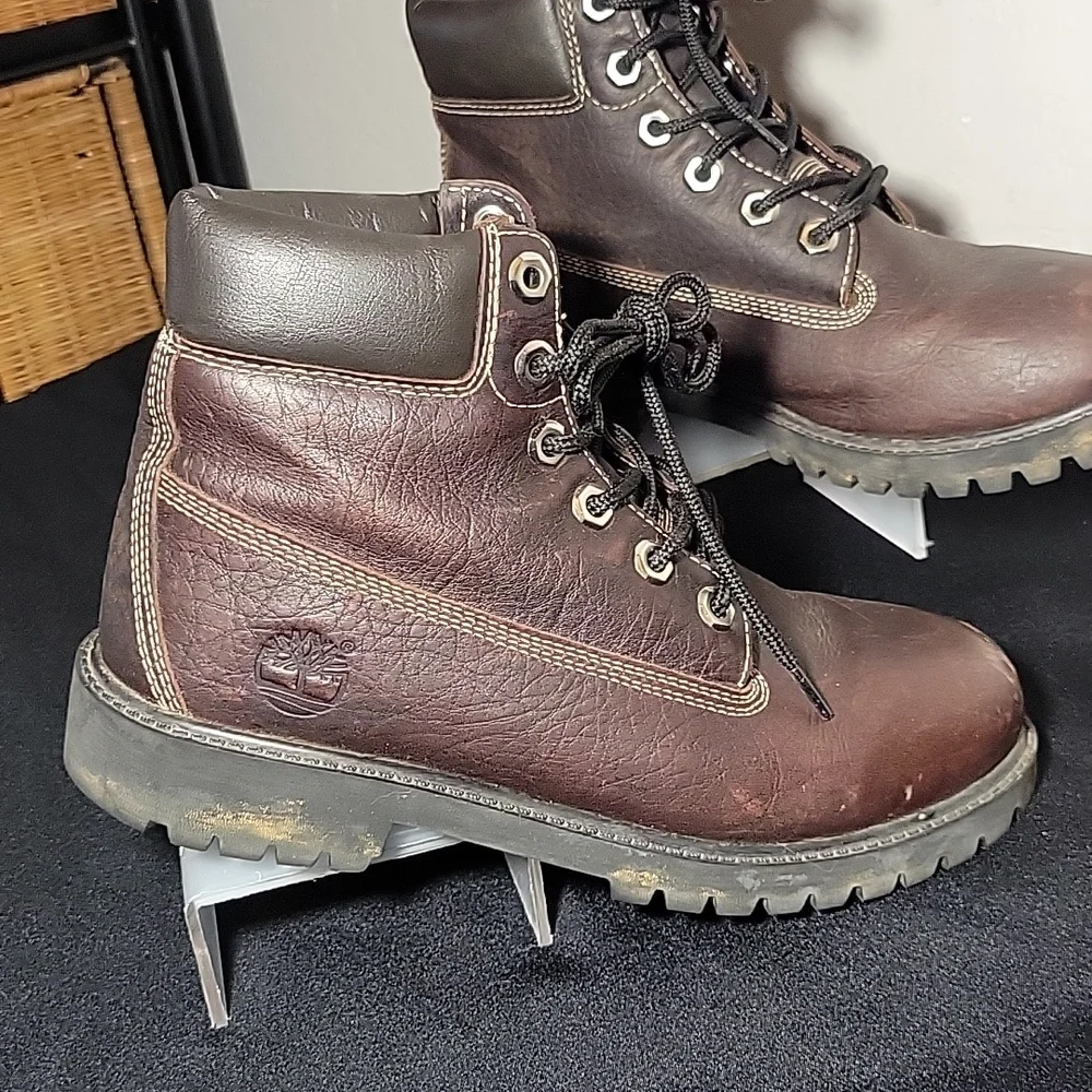 TIMBERLAND Boy's 5 Distressed Leather Boots